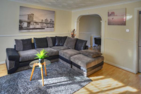 LUXURY 3Bed Hse Nr ExCEL Clean Wifi Free Parking